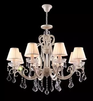 Люстра Triumph с абажурами из органзы