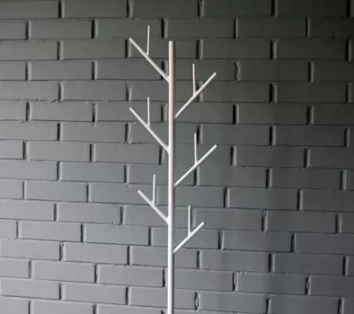 Напольная вешалка Vetvi из дубового пенька и металла