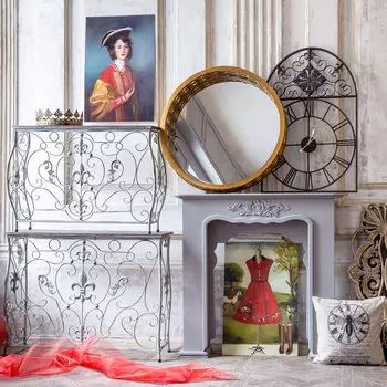 Настенное зеркало «круазе»