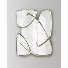 Настенное зеркало луар в раме серебристого цвета