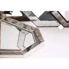 Настенное зеркало Ludovic