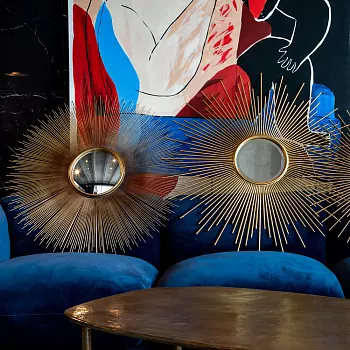 Настенное зеркало парадизо золотого цвета