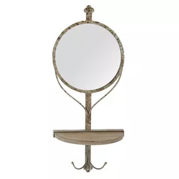 Настенное зеркало с деревянной полкой