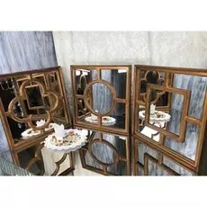 Настенное зеркало Soleil в раме цвета состаренного золота