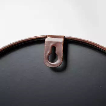 Настенное зеркало Stiel с плетеной кожаной ручкой