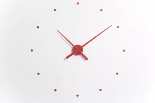 Настенные часы oj Red красного цвета