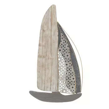 Настенный декор из дерева