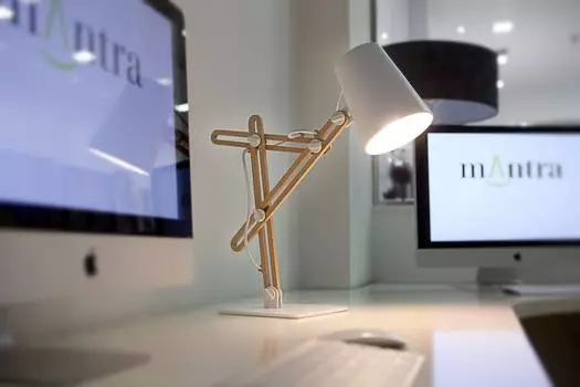 Настольная лампа Mantra "Looker"