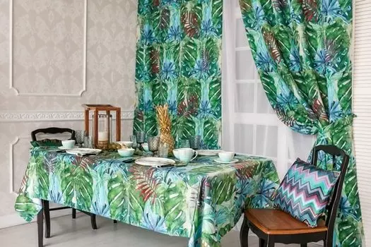 Обеденный раскладной стол из массива дерева