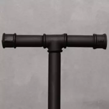 Обеденный стол бренди со столешницей цвета натурального дуба