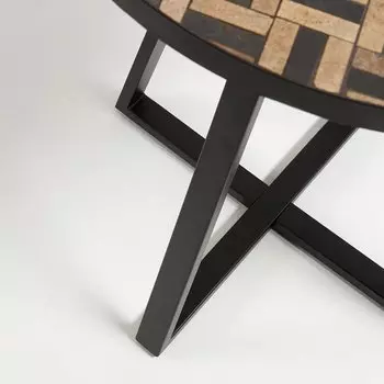 Обеденный стол из мрамора