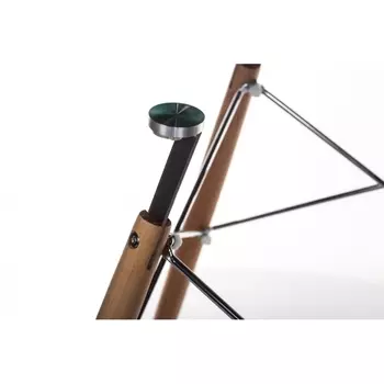 Обеденный стол с ножками из массива бука