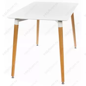 Обеденный стол с ножками из массива бука