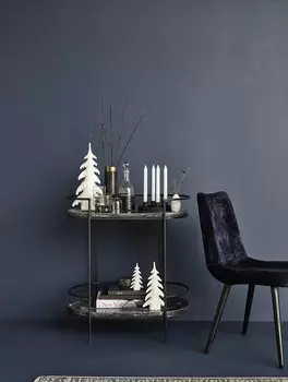 Обеденный стул с обивкой из синего бархата