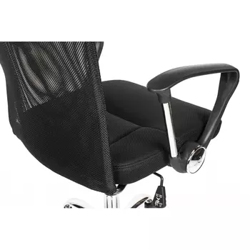 Офисное кресло Luxe черного цвета