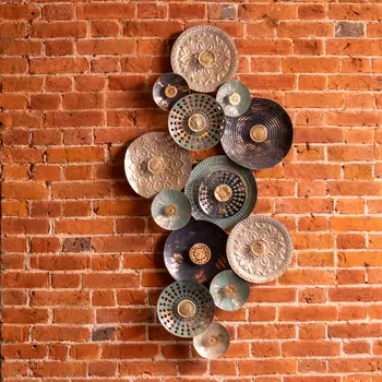 Панно омикрон из металла