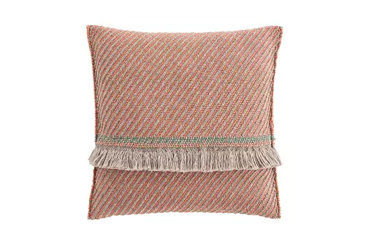 Подушка Diagonal Almond-Peach розового цвета