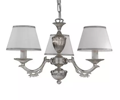 Подвесная люстра с белыми абажурами