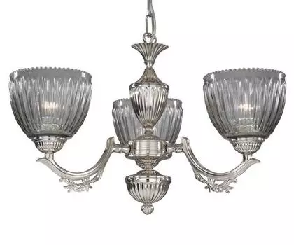 Подвесная люстра с плафонами из стекла