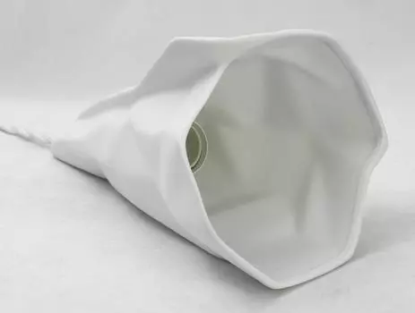 Подвесной светильник белого цвета