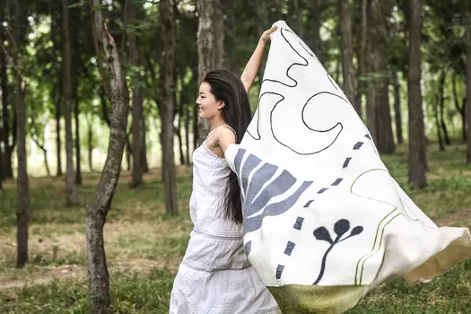 Покрывало двуспальное в технике мокрого валяния