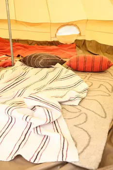 Покрывало двуспальное в технике нунофелтинг