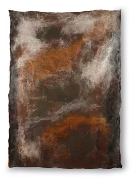 Покрывало дымка. охра в технике нунофелтинг