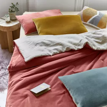 Покрывало Velvet из велюра серо-зеленого цвета