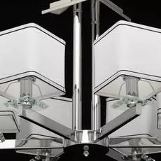 Потолочная люстра наполи с белыми плафонами