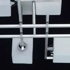 Потолочная люстра тетро с белыми плафонами