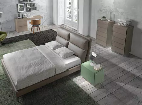 Прикроватная тумбочка Caracter зеленого цвета