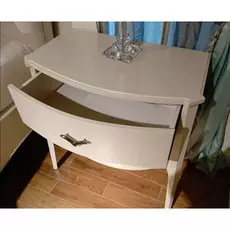 Прикроватная тумбочка Rimini с отделкой матовый бежевый лак