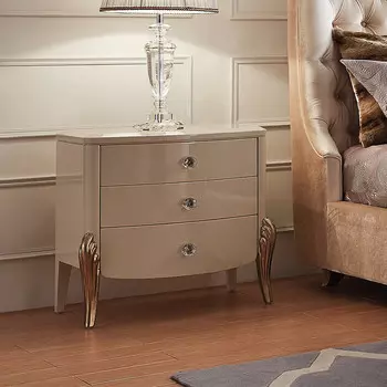 Прикроватная тумбочка Roma с тремя ящиками