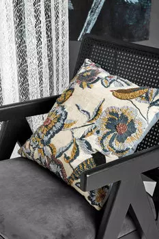 Rhtckj с плетенной спинкой