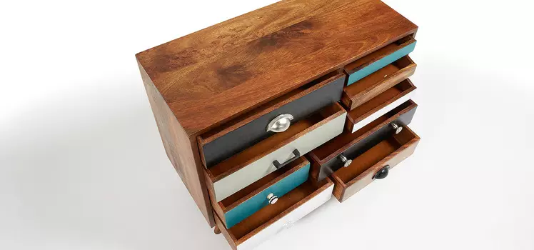 Сервант Julia Grup Collin