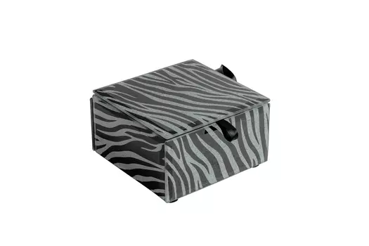 Шкатулка зебра черно-серого цвета
