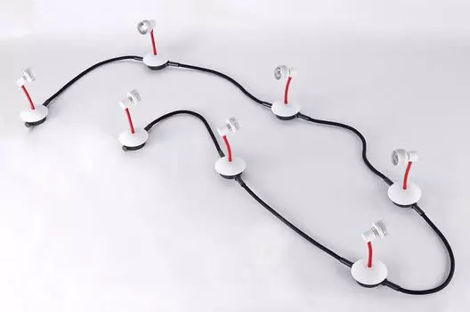 Спот Bay Shore из металла