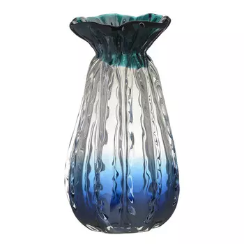 Стеклянная ваза бело-голубого цвета