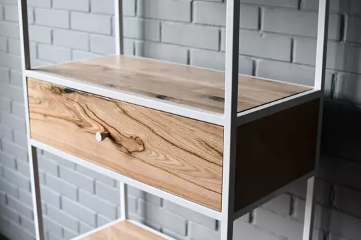 Стеллаж с выдвижным ящиком из березовой фанеры