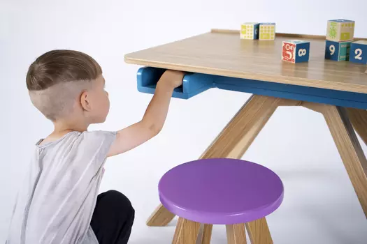 Стол-мольберт Moonk "Malevich" m желтый 4-8 лет