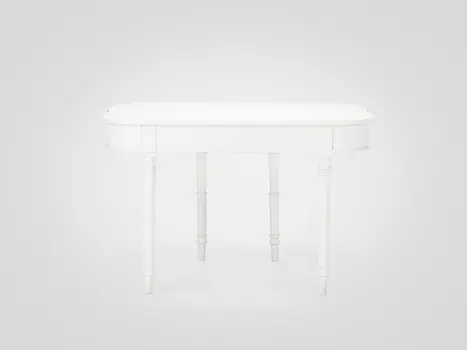 Стол обеденно-консольный на резных ножках из березы