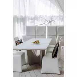 Стол обеденный Quadro цвета экрю