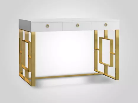 Стол письменный с тремя выдвижными ящиками