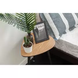 Столик журнальный Woodi "Капля" с ножками из березы