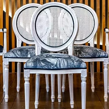 Стул блуа со спинкой из ротанга