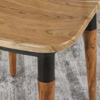 Стул из дерева и металла