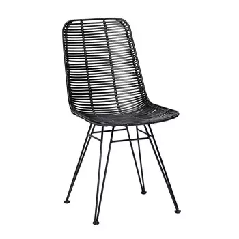 Стул из ротанга черного цвета