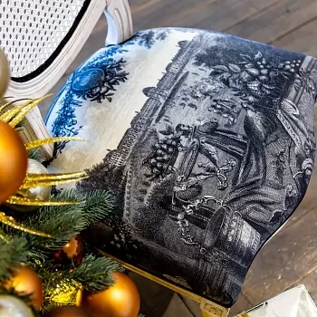 Стул лувр со спинкой из ротанга