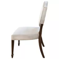 Стул Mestrec с каркасом из массива дерева