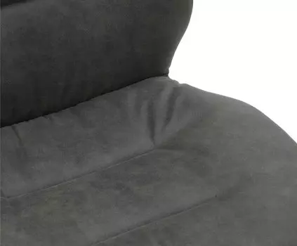 Стул на металлических ножках серого цвета